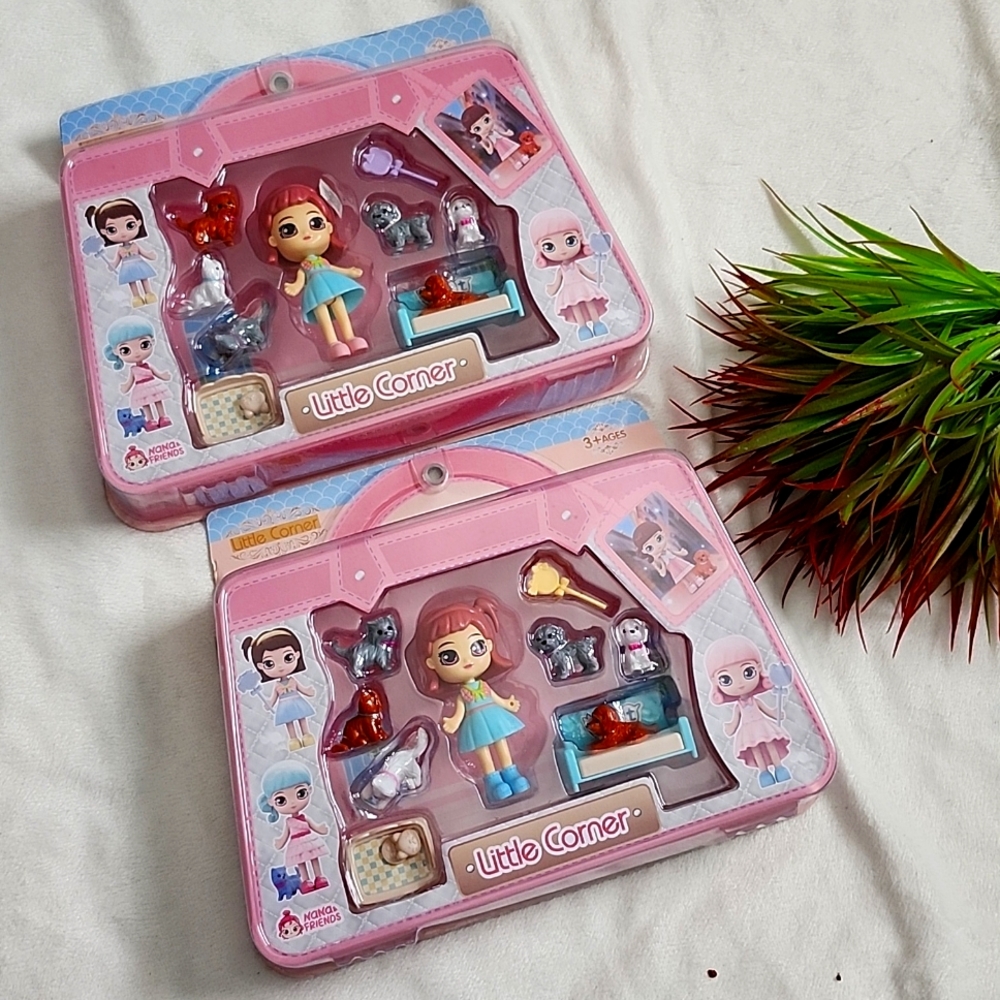 Boundle of 2  Little corner  doll toy